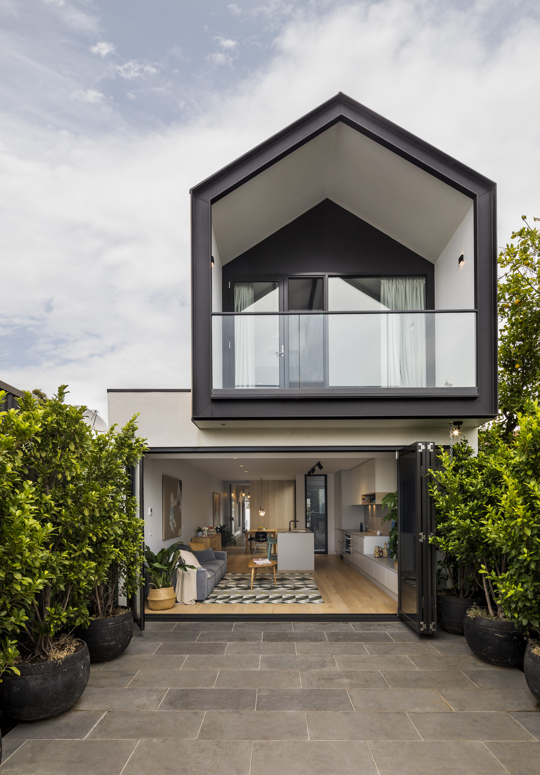 Peavey Residence I